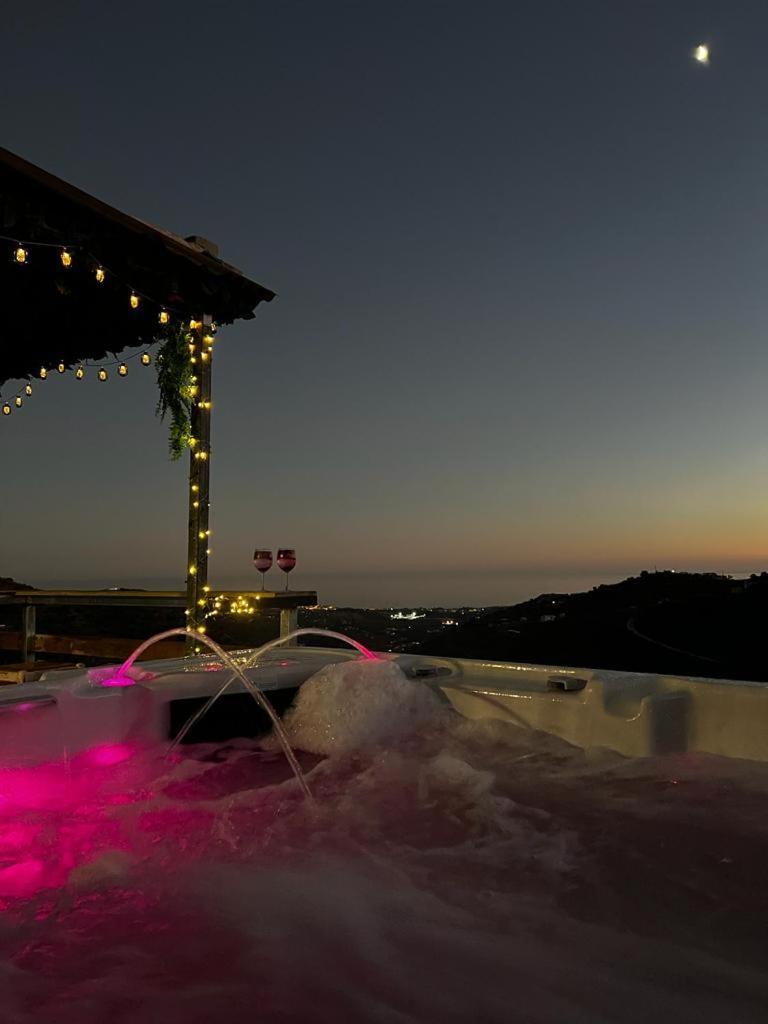 Casa Rural Malaga Monkey Love Con Jacuzzi Iznate Ngoại thất bức ảnh